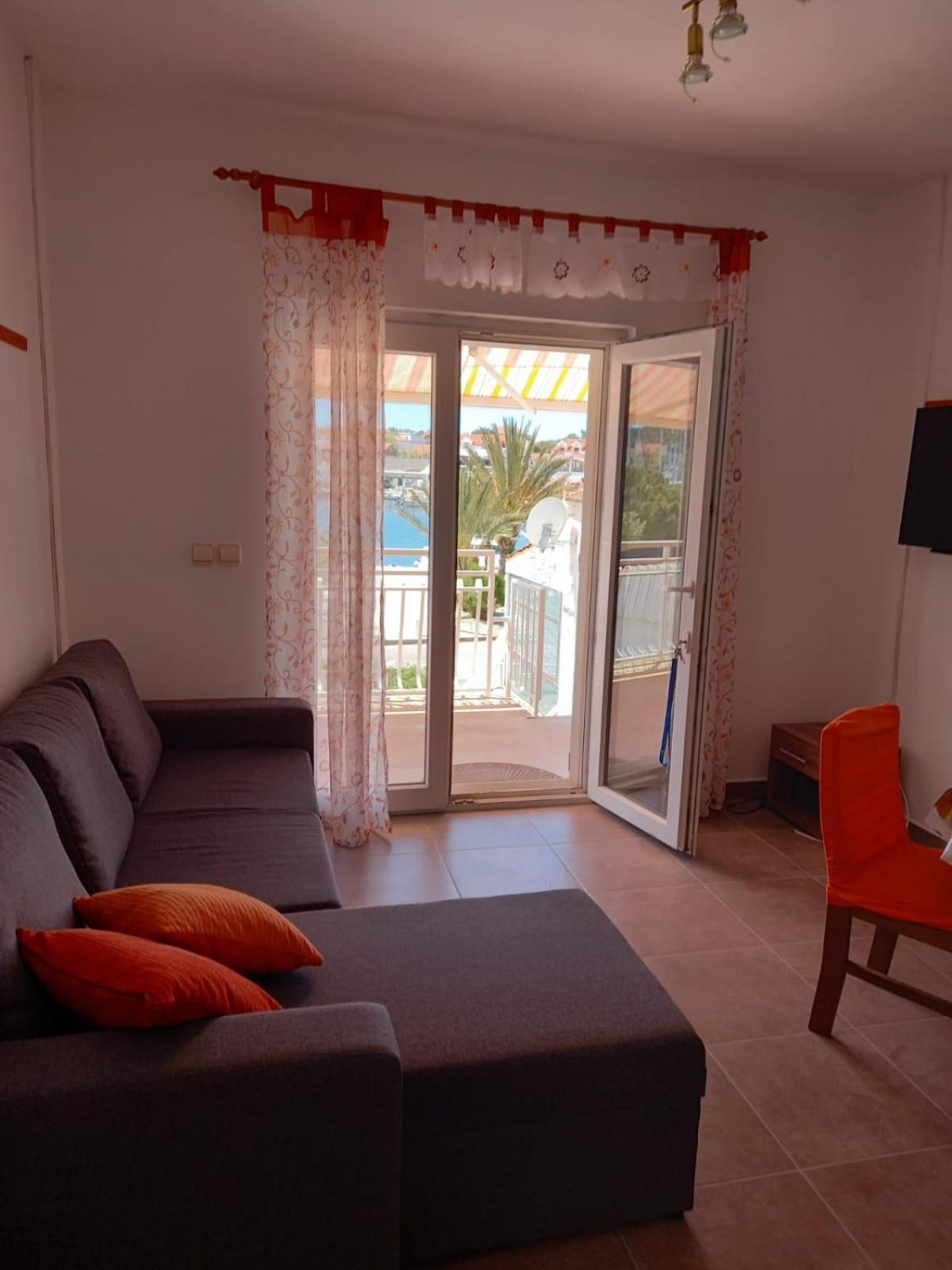 Apartman Rebeka Езера Экстерьер фото