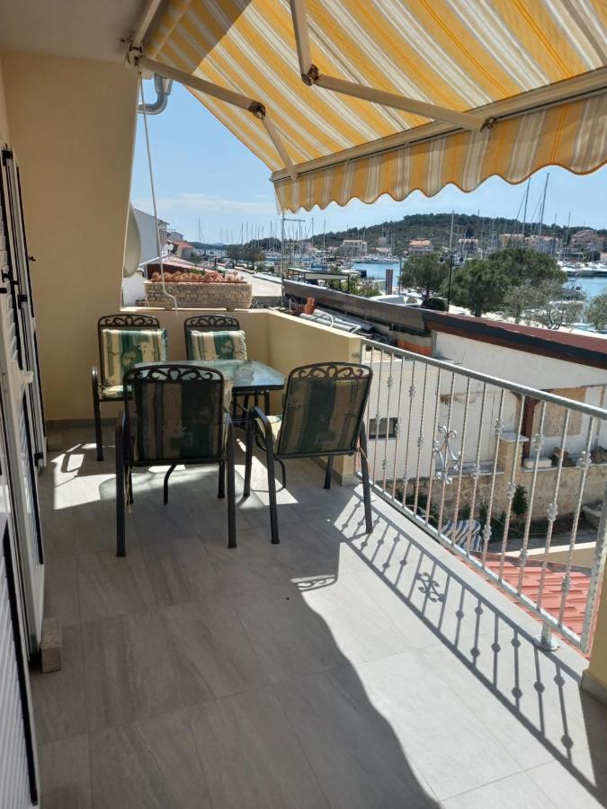 Apartman Rebeka Езера Экстерьер фото